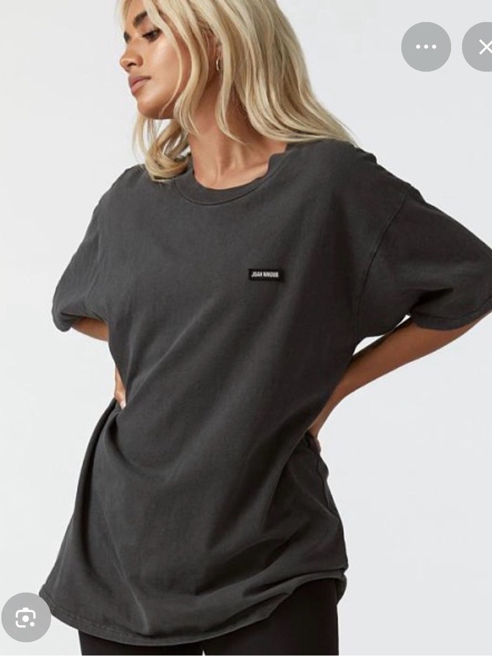 Joah Brown Oversized women’s tee in vintage black  - S/M